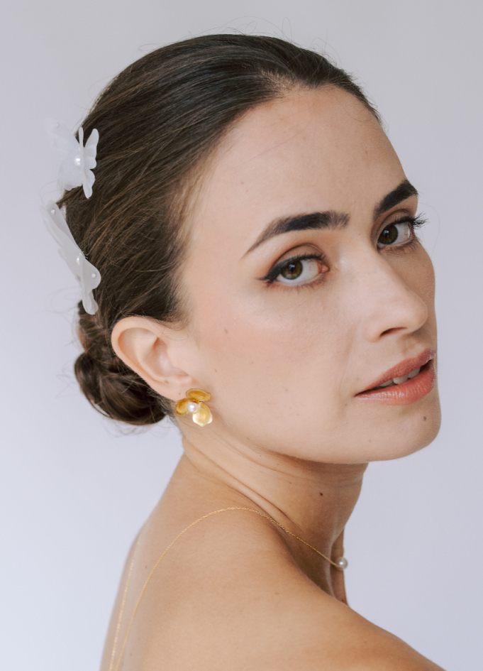 Clous d'oreilles "Gisèle" avec fleurs...