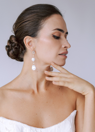 Boucles d'oreilles "Louna" moderne et chic 2