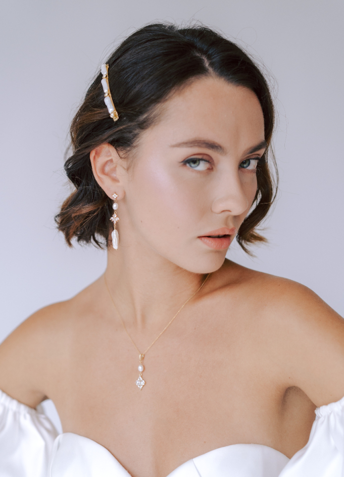 Boucles d'oreilles pendantes "Adèle"... Boucles d'oreilles pendantes "Adèle"...