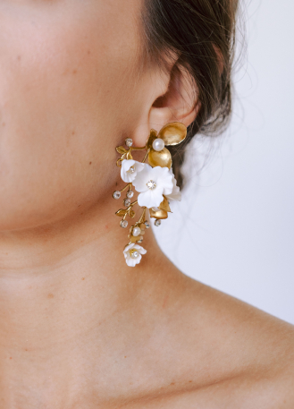 Boucles d'oreilles mariée "Lucia" avec fleurs esprit... 2