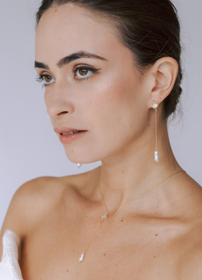 Boucles d'oreilles pendantes "Agathe"... Boucles d'oreilles pendantes "Agathe"...