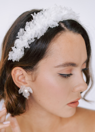 Couronne mariée "Chiara" avec fleurs de soie et cristaux 2