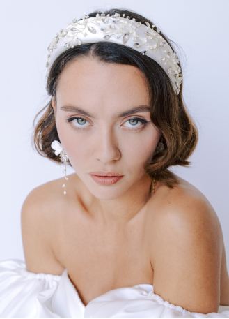 Serre tête couronne "Suzie" avec perles et cristaux 2