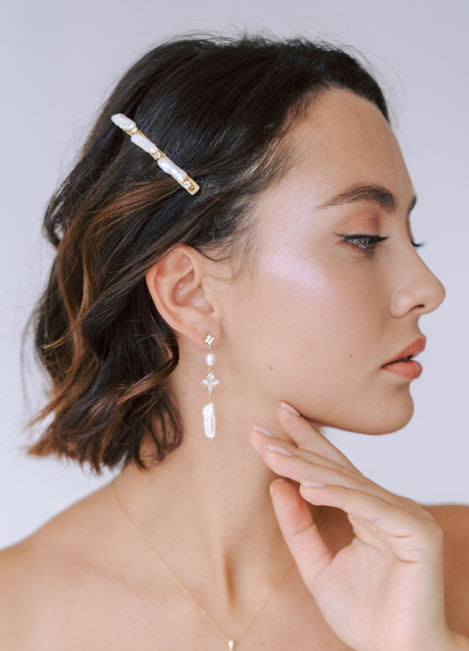 Barrette cheveux mariée "Adèle" avec perles et cristaux