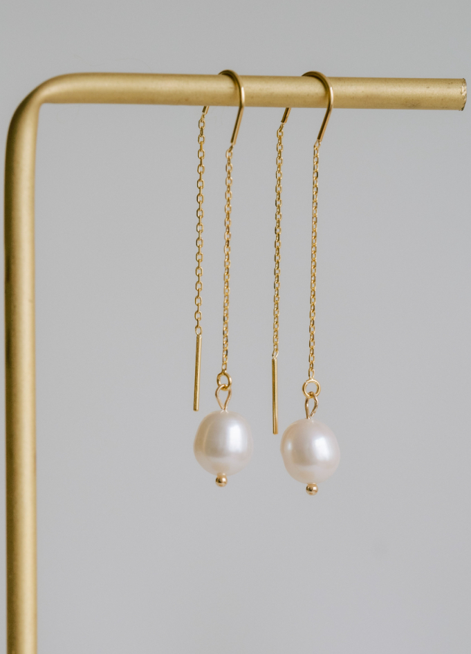 Boucles d'oreilles mariée "Maelle" pendantes avec perles d'eau douce