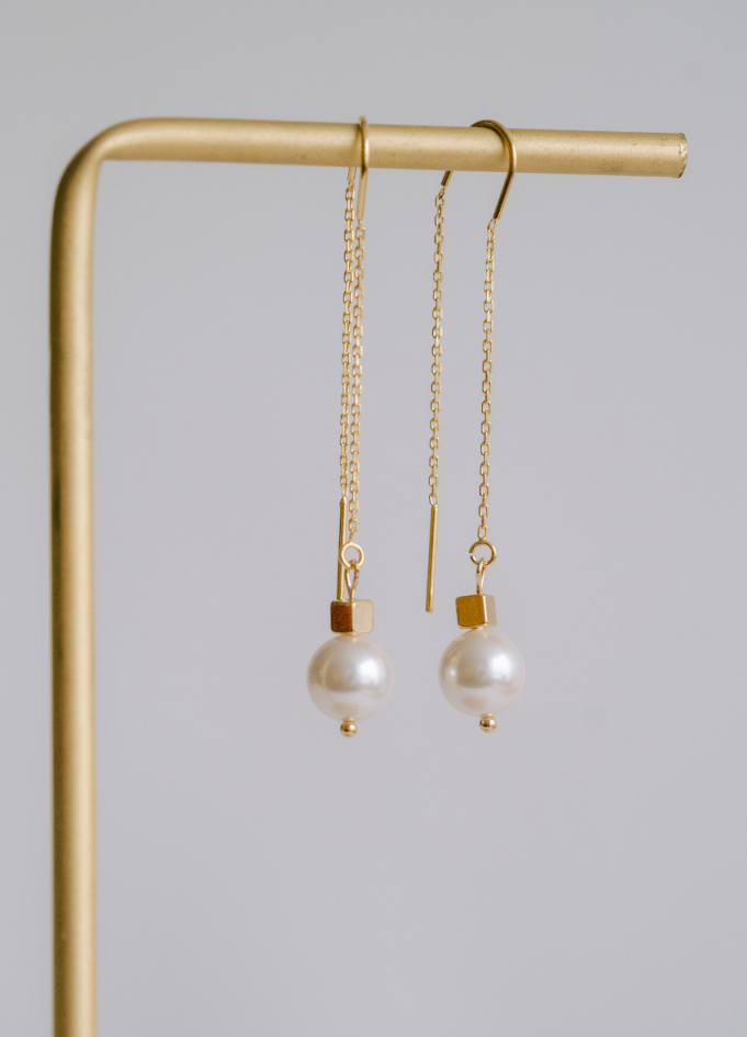 Boucles d'oreilles mariée "Alba" pendantes avec perles