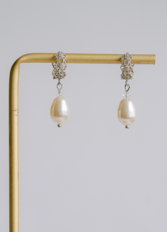 Boucles d'oreilles mariée "Anae" avec perles nacrées et...