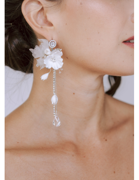 Boucles d'oreilles mariée "Chiara" avec fleurs et cristaux