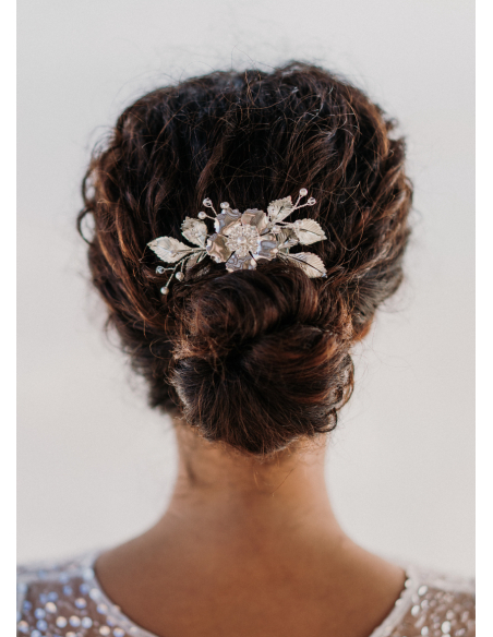 Peigne mariée "Fantine" avec fleurs, feuillages et cristaux