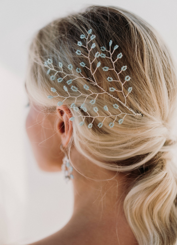 Ornement de cheveux mariée "Agathe" avec feuillages de perles