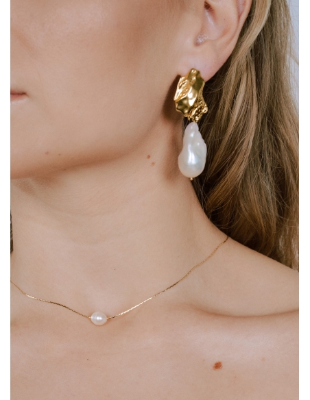 Boucles d'oreilles "Mira" moderne avec perles d'eau douce