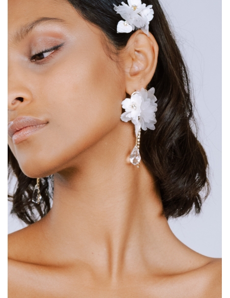 Boucles d'oreilles mariée "Florella" avec fleurs et cristaux
