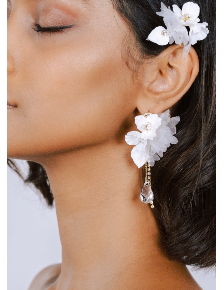 Boucles d'oreilles mariée "Florella" avec fleurs et cristaux