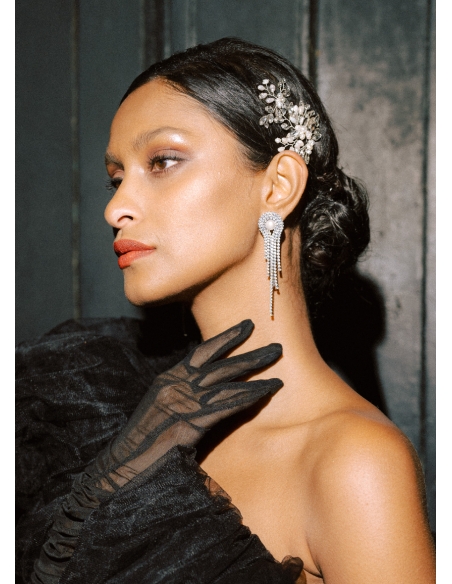 Boucles d'oreilles "Holly" avec chaine strass et perles d'eau douce