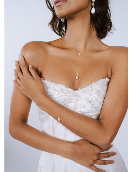 "Alva" Collier de mariée perle eau douce avec bijou robe dos nu