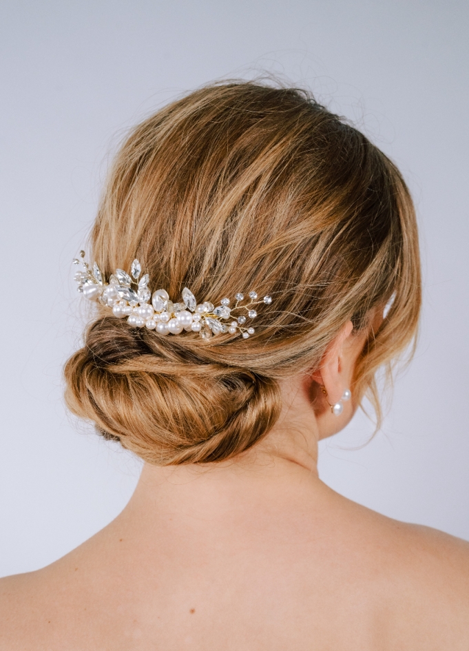 Peigne de mariée "Ellie" avec perles...