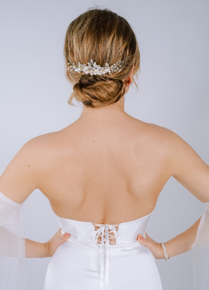 Peigne de mariée "Ellie" avec perles...