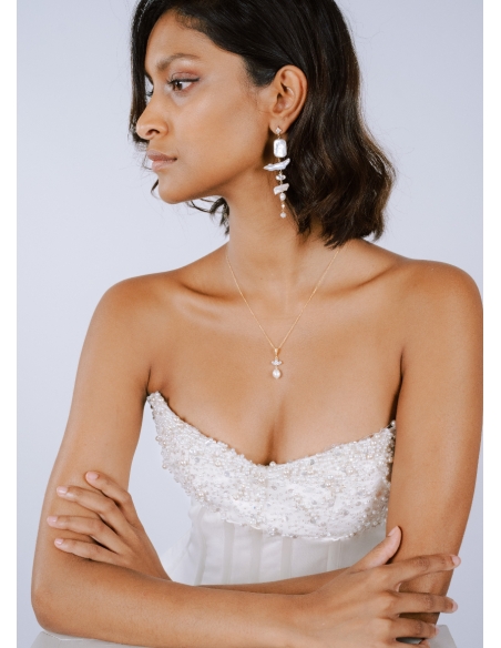 Boucles d'oreilles pendantes "Aïda" avec perles d'eau douce