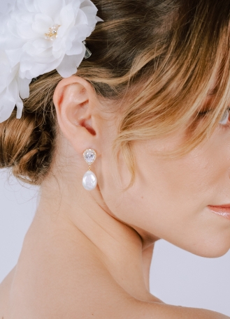 Boucles d'oreilles "Maïa" avec perles d'eau douce et strass 2