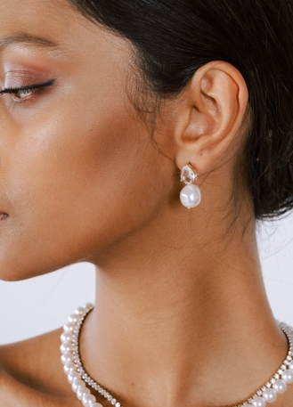 Boucles d'oreilles mariée "Gina" au charme moderne et chic 2