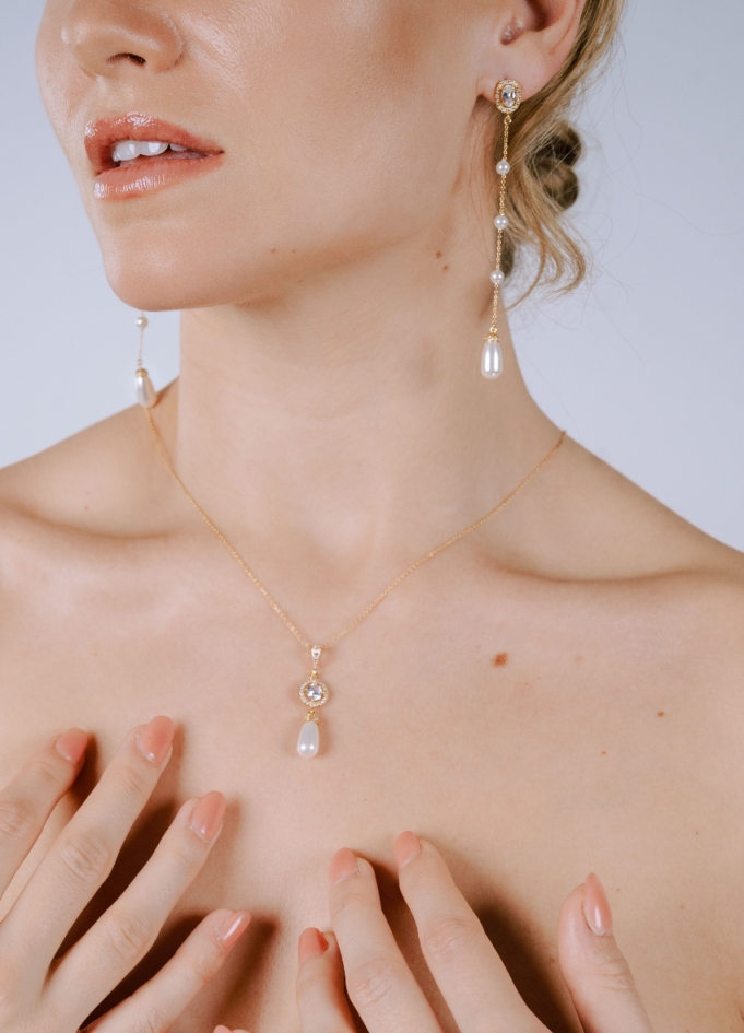 Boucles d'oreilles "Flavia" longue et...