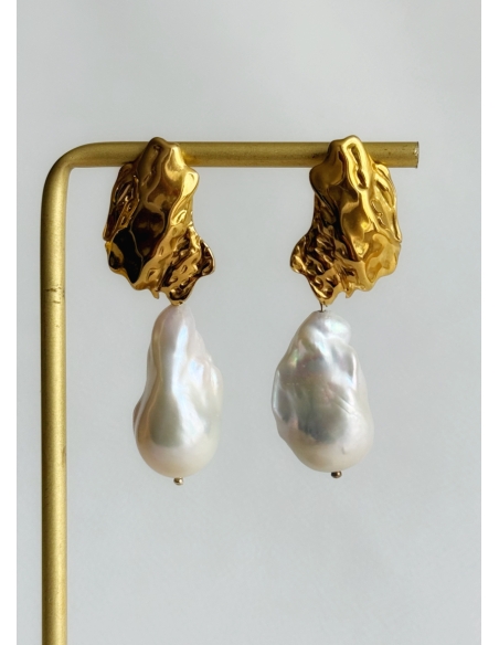 Boucles d'oreilles "Mira" moderne avec perles d'eau douce