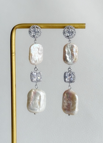 Boucles d'oreilles "Lya" moderne et chic 2