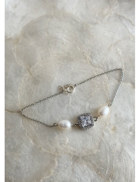 Bracelet mariage "Lya" avec sertis carré rétro et perles