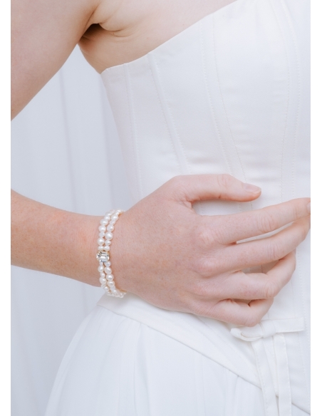 Bracelet mariage "Isaure" avec perles d'eau douce et sertis en cristal