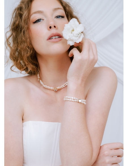 Bracelet mariage "Isaure" avec perles d'eau douce et sertis en cristal