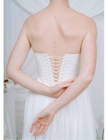 "Eva" Collier de mariée perlé avec bijou de dos réglable