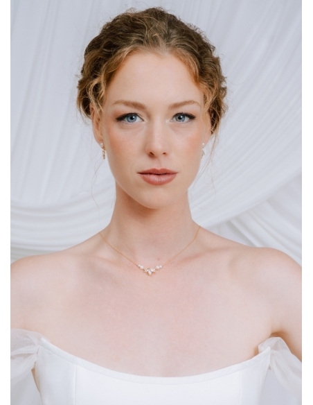 "Cassandre" Collier de mariée avec pendentif et dos en cristal