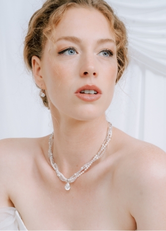 Boucles d'oreilles mariée "Alicia" au charme moderne et chic 2