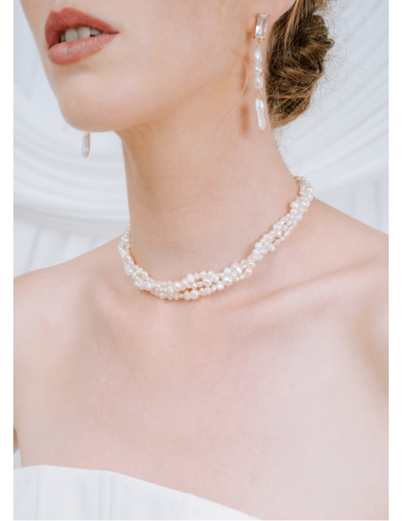 Boucles d'oreilles pendantes "Faustine" avec perles d'eau douce et cristaux