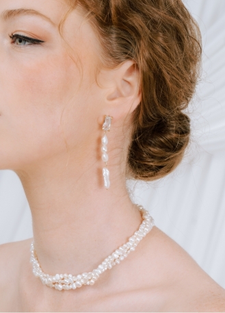 Boucles d'oreilles pendantes "Faustine" avec perles d'eau...