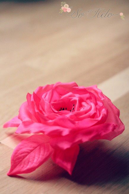 fleur en soie pour coiffure de mariée