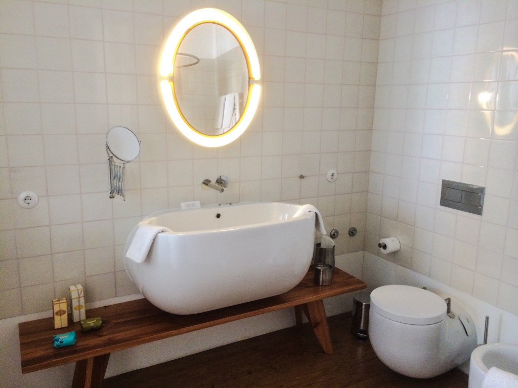 salle de bain suite hôtel Rosa Et Al Townhouse Porto-Portugal