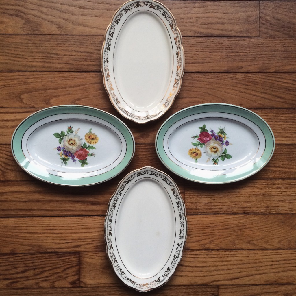 petits plats vaisselles vintage porcelaine dorure et fleurs mariage