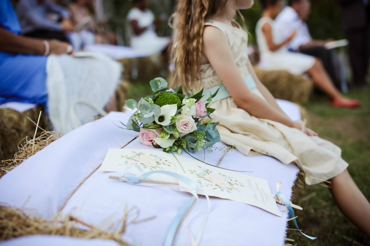 Notre sortie de cérémonie DIY  Le blog d'Héloïse – Bijoux de mariée,  conseils, décorations et tendances pour la préparation de votre mariage